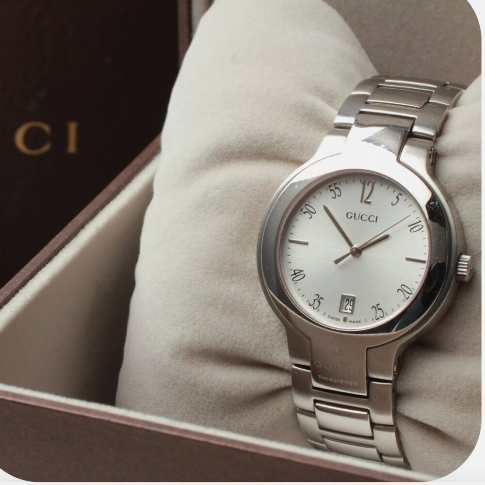 MINT Gucci Men's White Face Watch FULL BOX